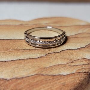 Pave Crystal Stacking Band - NEW - Size 9 - 18k white gold